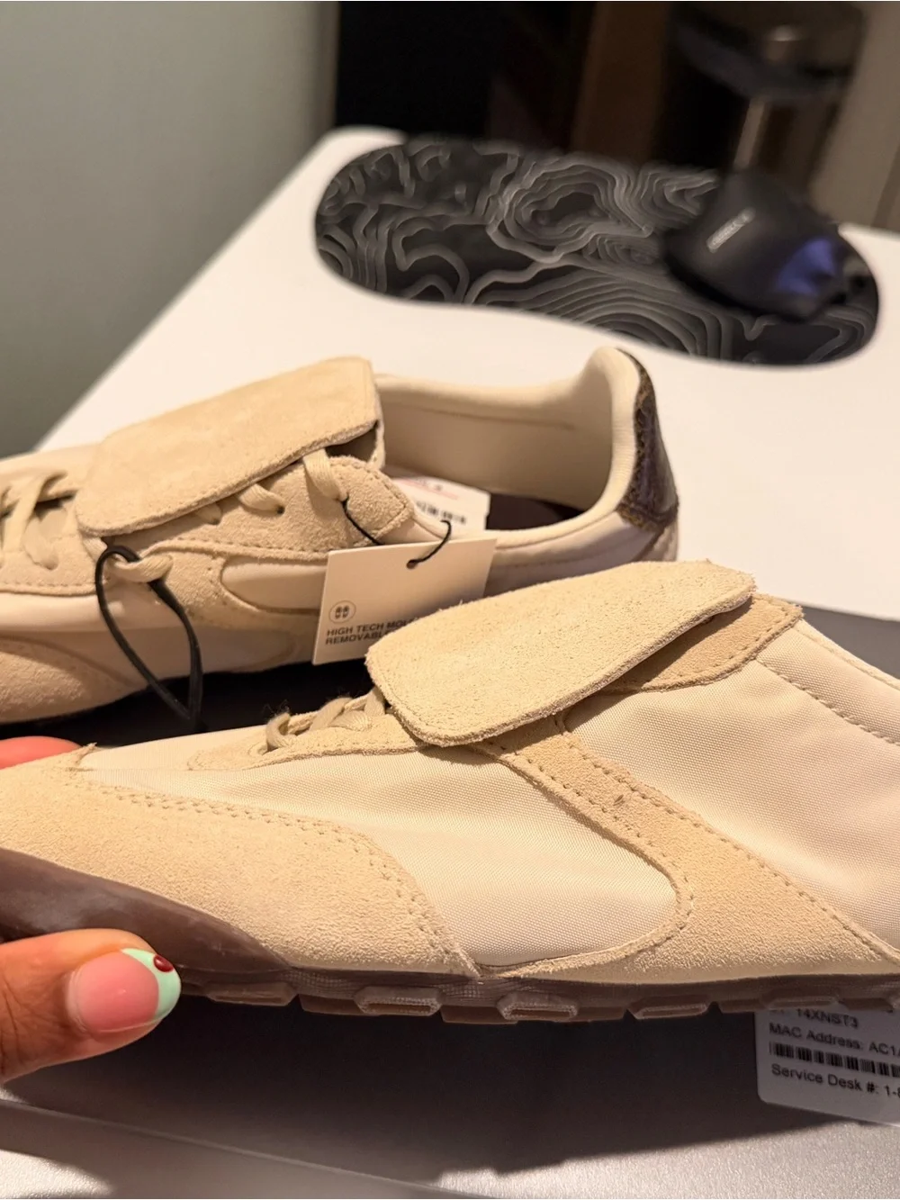 ZARA Women’s Beige Suede-Trim Sneakers - Picture 5 of 6